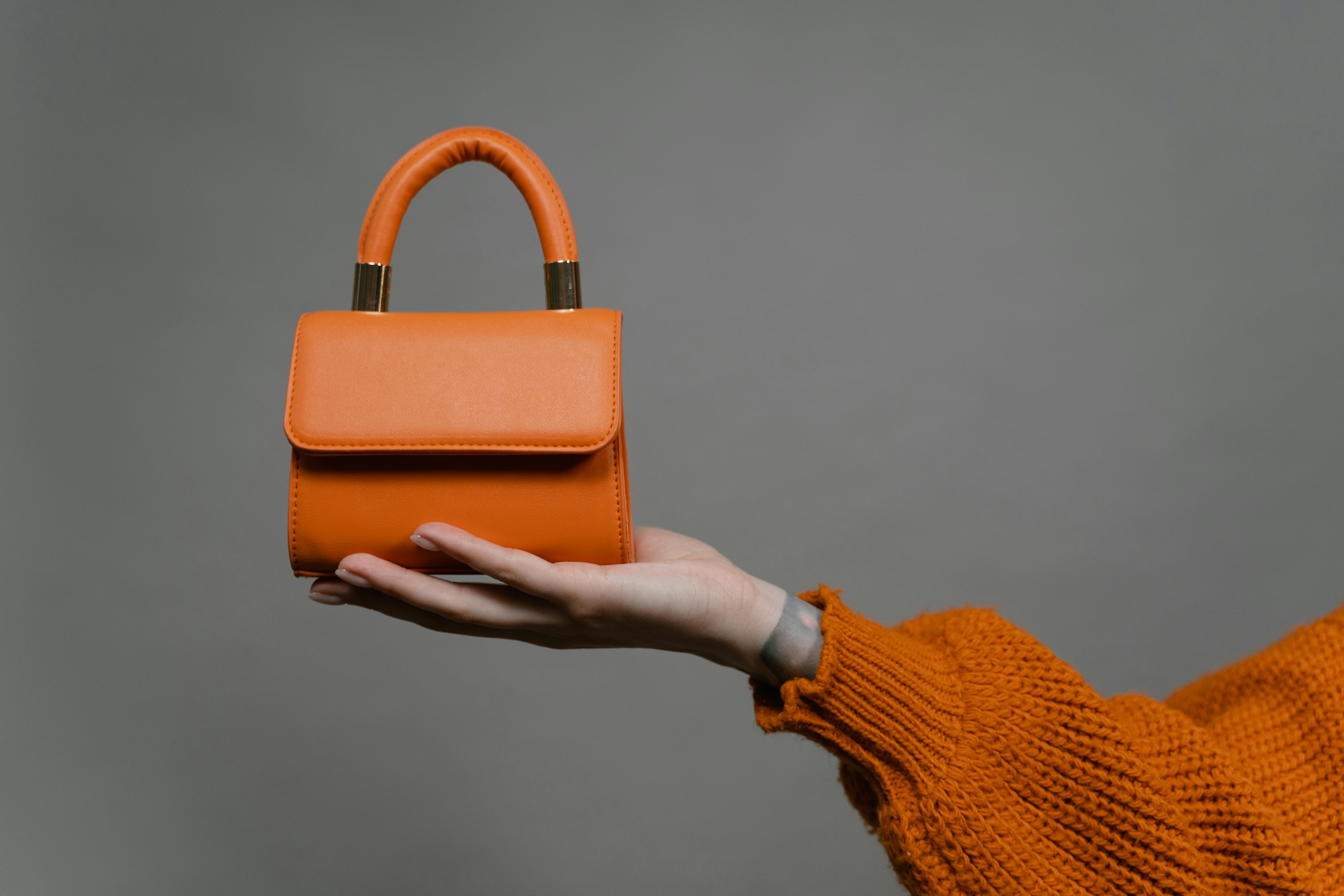 Image of a purse
